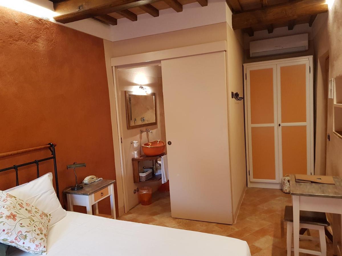 Hostal Molino Di Foci San Gimignano Exterior foto